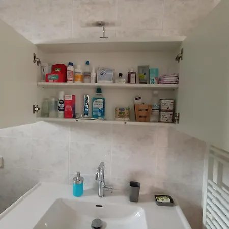 Seafront Family & Free Parking, The Cruiseflat Apartamento *