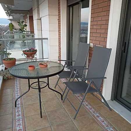Seafront Family & Free Parking, The Cruiseflat Thessaloniki