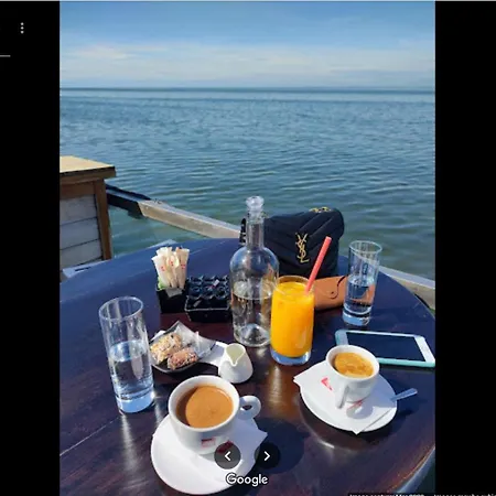Seafront Family & Free Parking, The Cruiseflat Apartament Saloniki