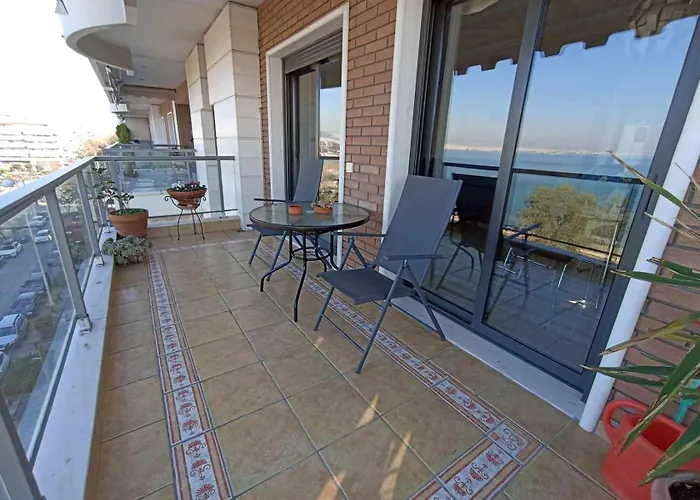Daire Seafront Family & Free Parking, The Cruiseflat *