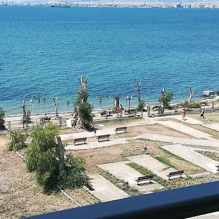 Seafront Family & Free Parking, The Cruiseflat דירה *