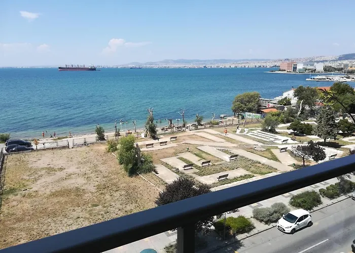 Seafront Family & Free Parking, The Cruiseflat 公寓 塞萨洛尼基